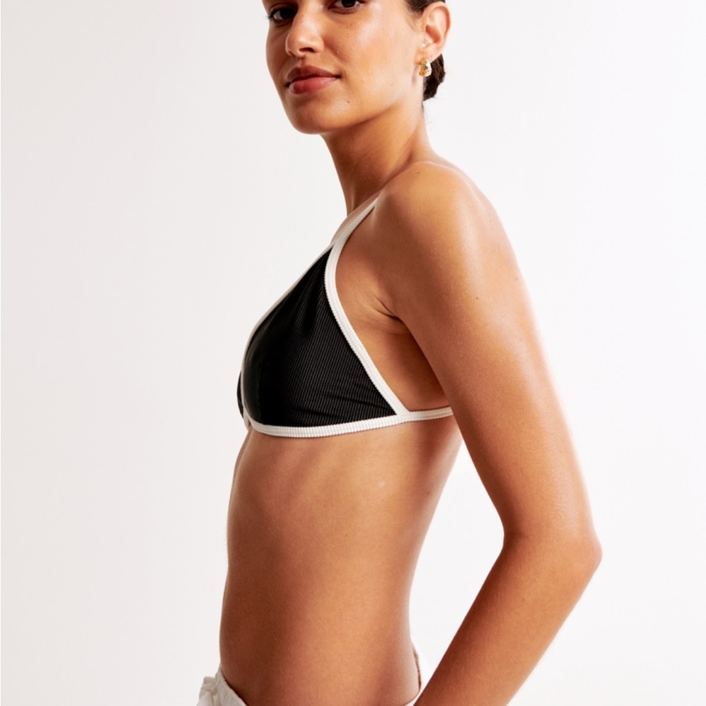 A&F Triangle Bikini Top - Picture 2 of 6